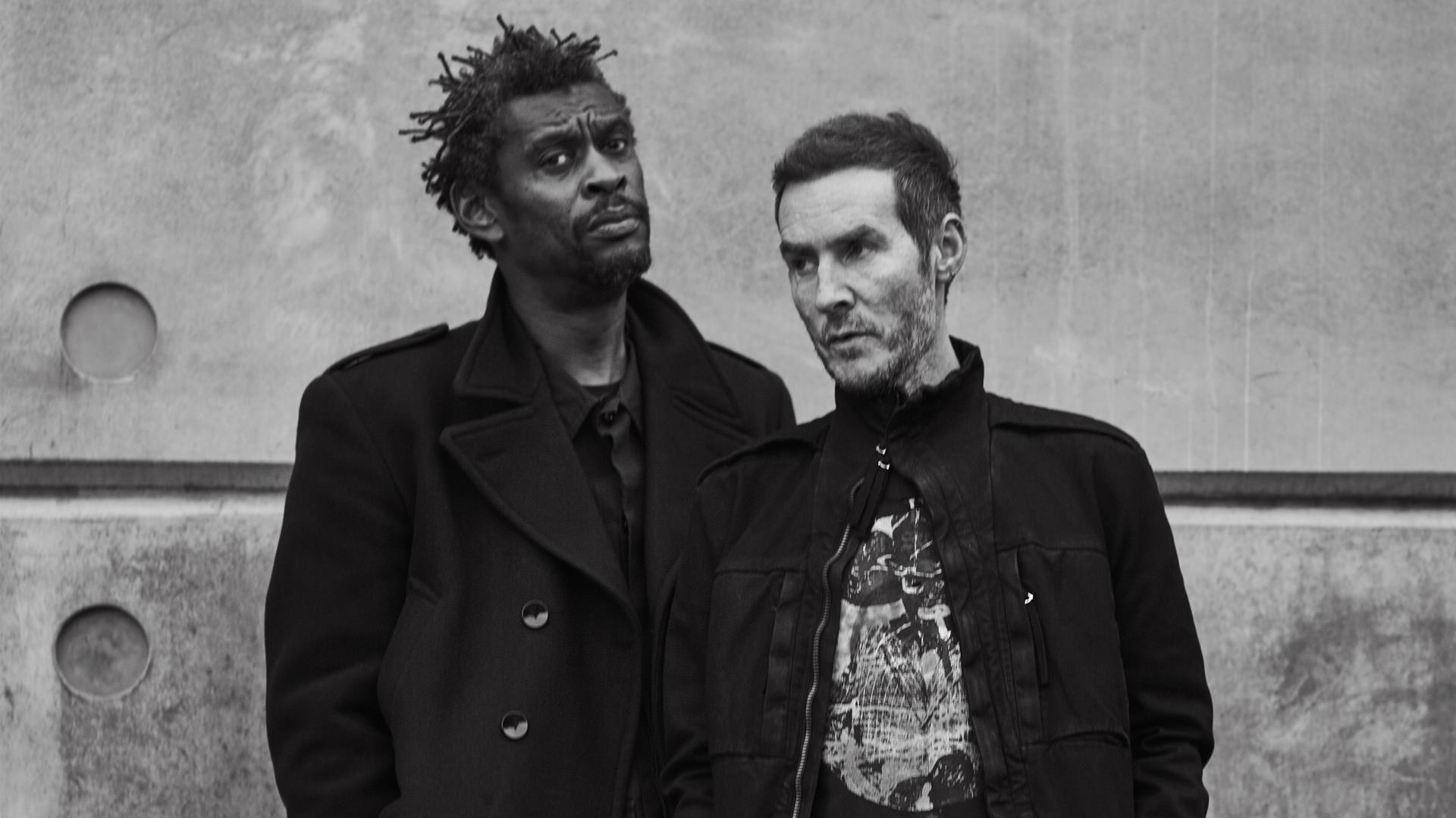[FOLHA] Entrevista: RObert “3d” del naja – massive attack